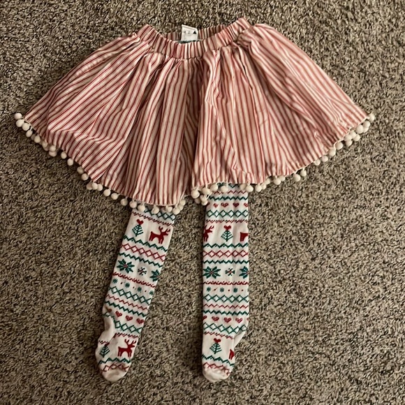 Mud Pie Other - Girls 5t Mudpie Christmas skirt with built-in warm tights! Absolutely adorable!!